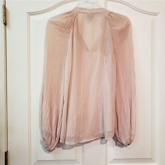 Worthington Top  - Picture 2 of 5